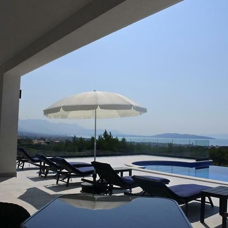 Villa Orao Kaštel Novi Eksteriør bilde