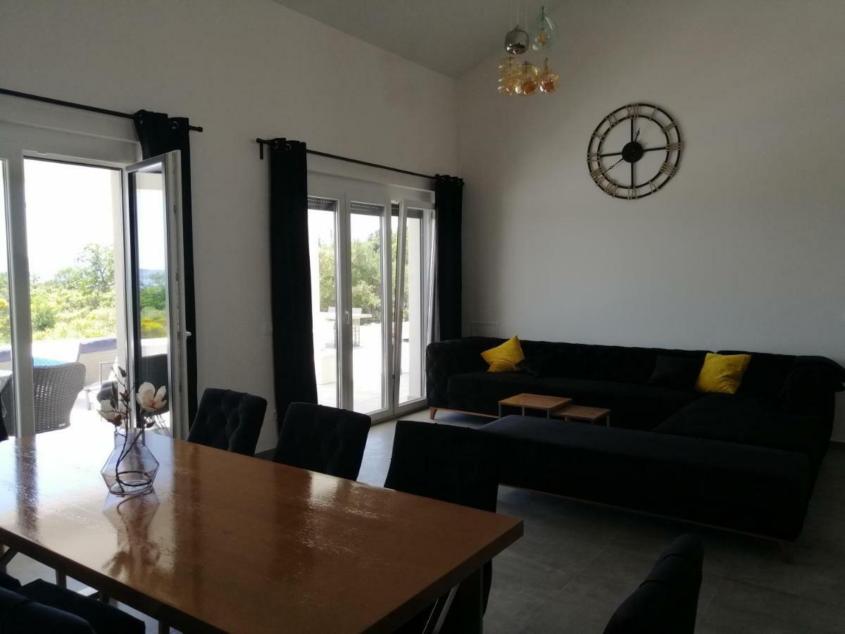 Villa Orao Kaštel Novi Eksteriør bilde