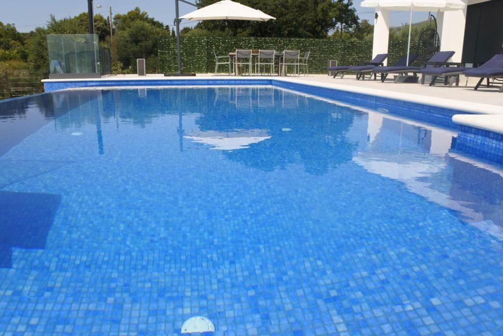 Villa Orao Kaštel Novi Eksteriør bilde