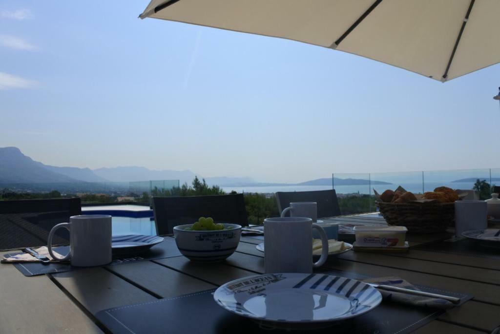 Villa Orao Kaštel Novi Eksteriør bilde
